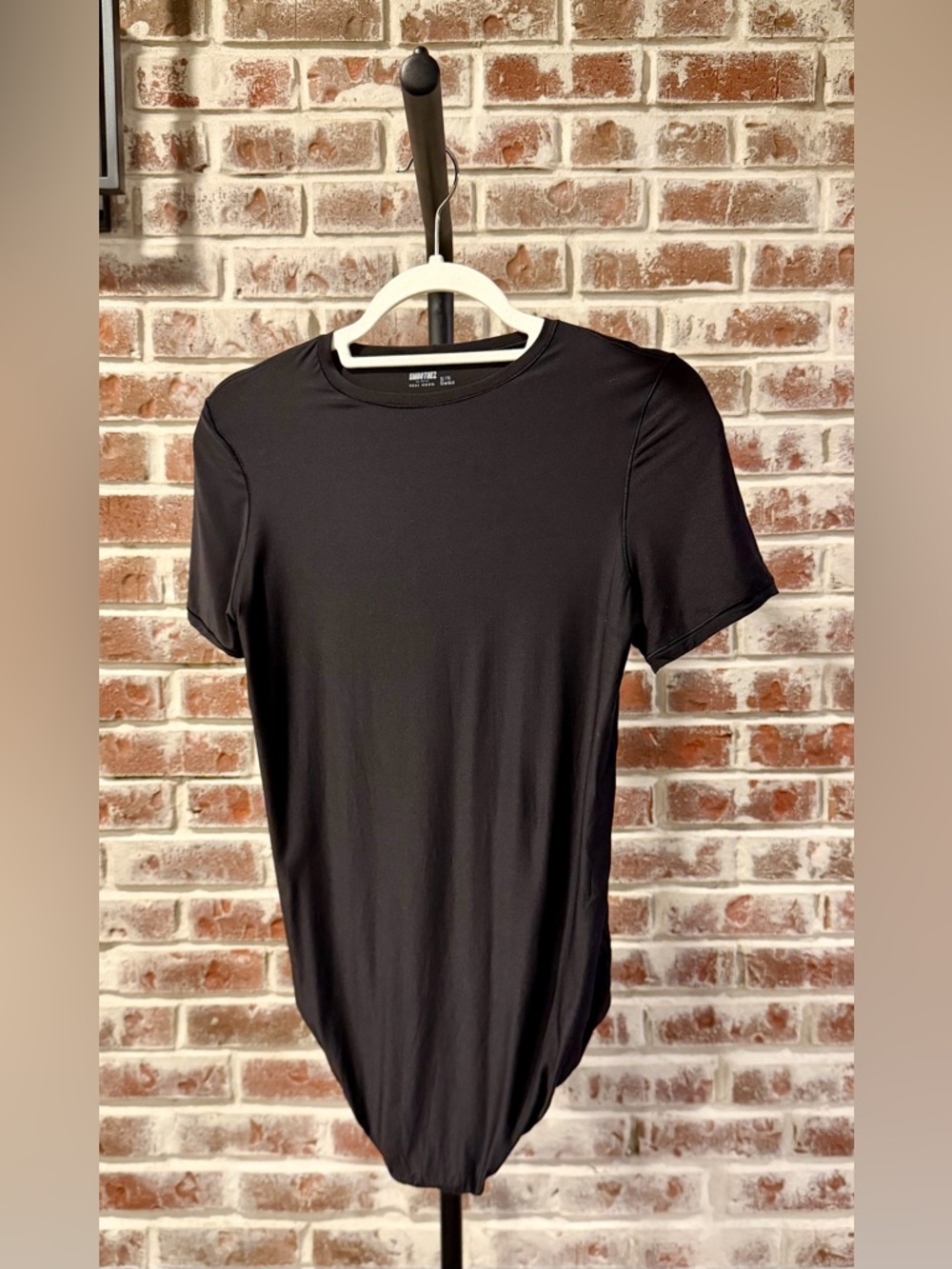Classic Black Short Sleeve Bodysuit - Sleek Everyday Staple